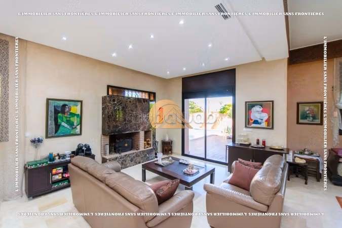 Meravigliosa villa in affitto a Hay Targa. Superficie 500 m². Antenna parabolica e salotto in stile marocchino