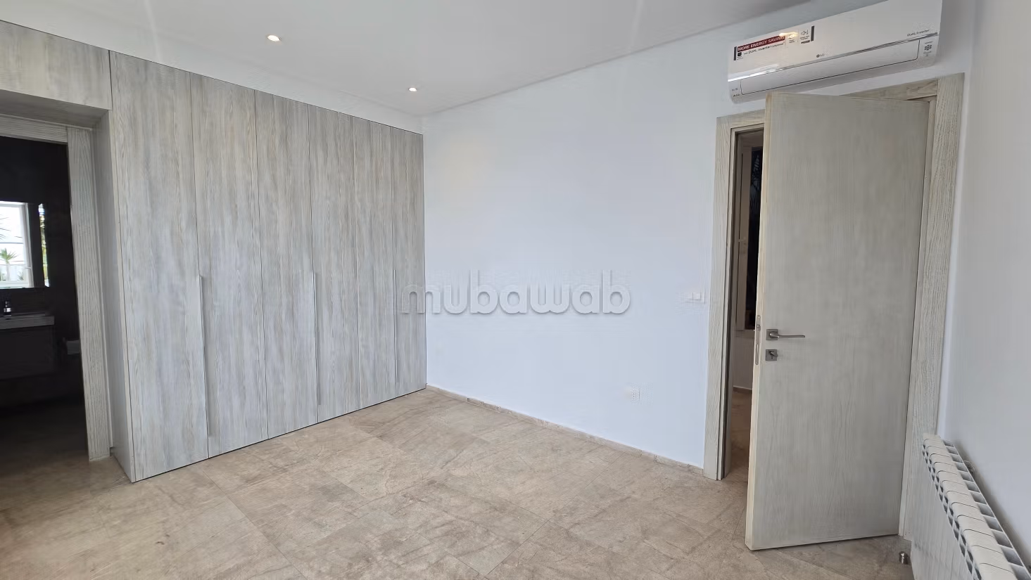 Une villa S3 vide à Gammarth