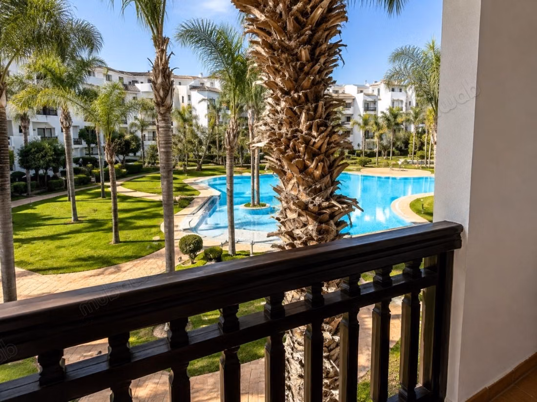 Location d'un appartement à Secteur Touristique. 3 chambres agréables. Parking et jardin