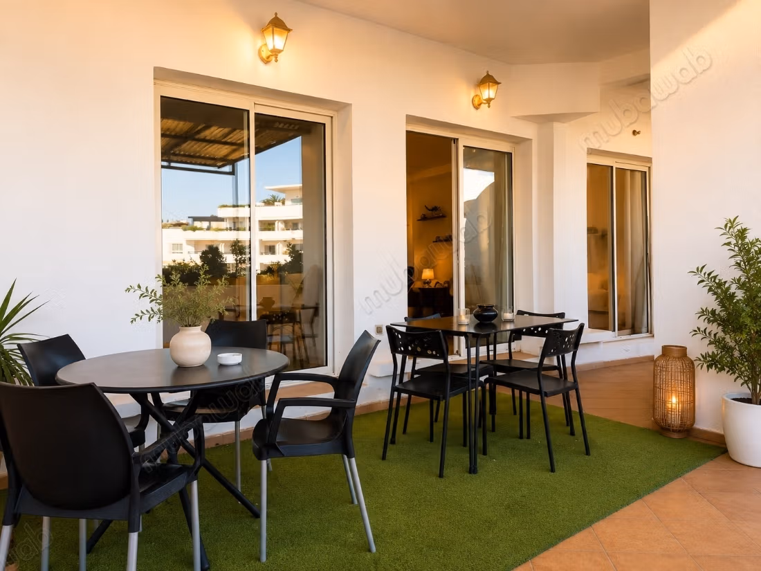 Affitto appartamento a Secteur Touristique. 2 belle camere da letto. Terrazzo e giardino