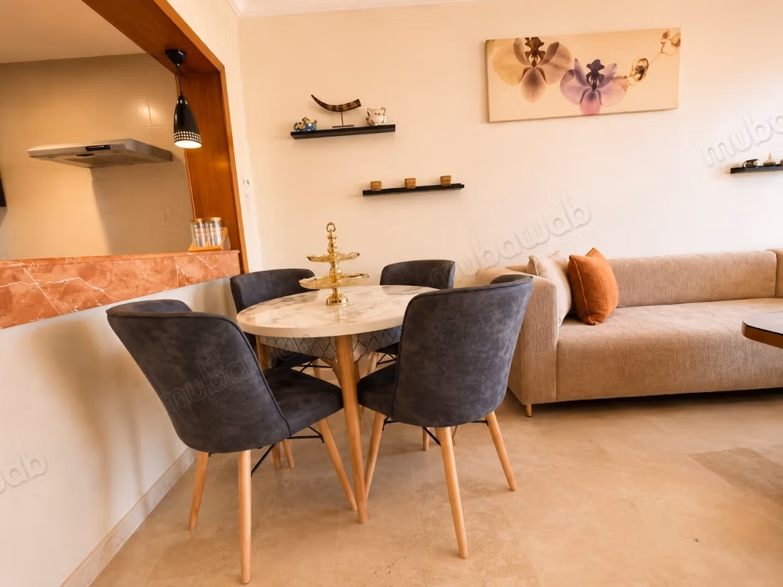 Affitto appartamento a Secteur Touristique. 2 belle camere da letto. Terrazzo e giardino