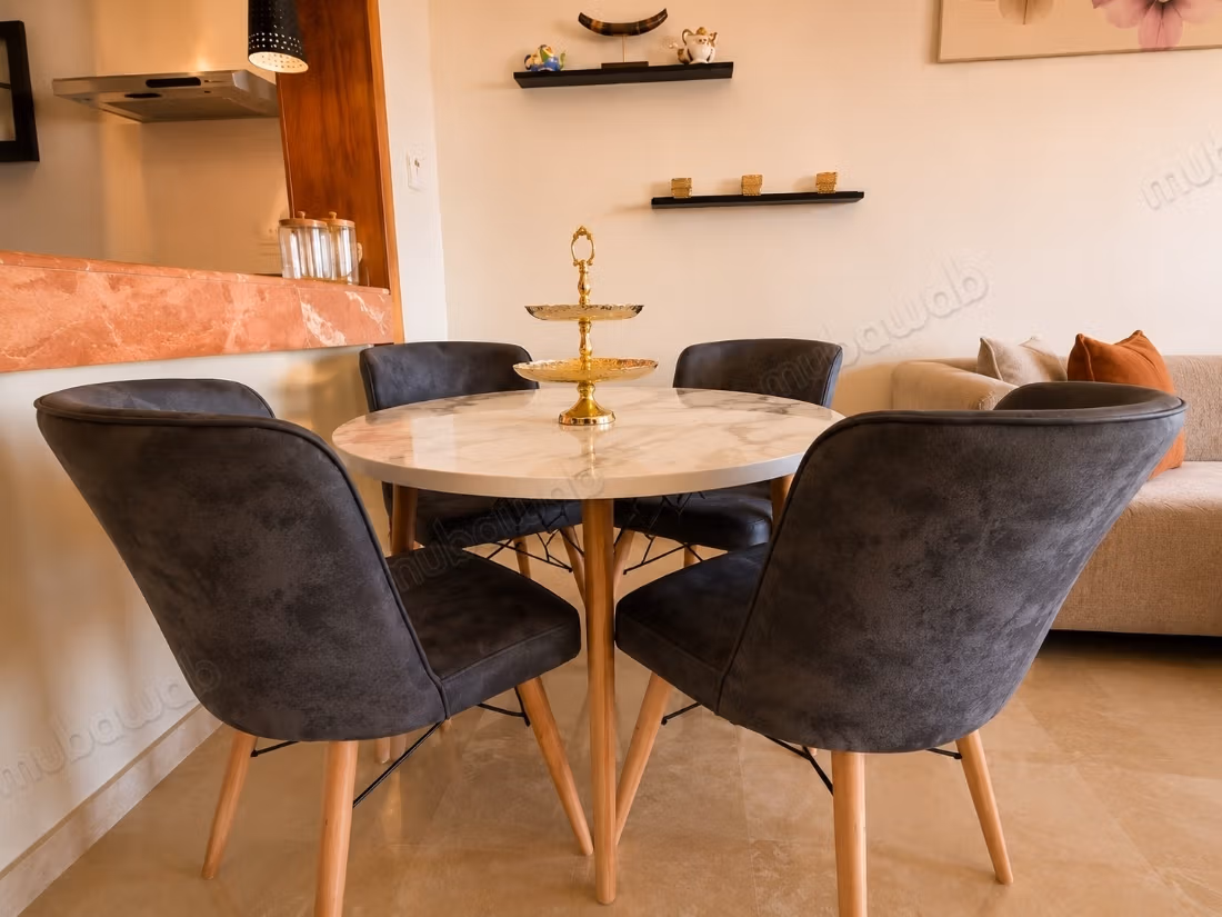Affitto appartamento a Secteur Touristique. 2 belle camere da letto. Terrazzo e giardino