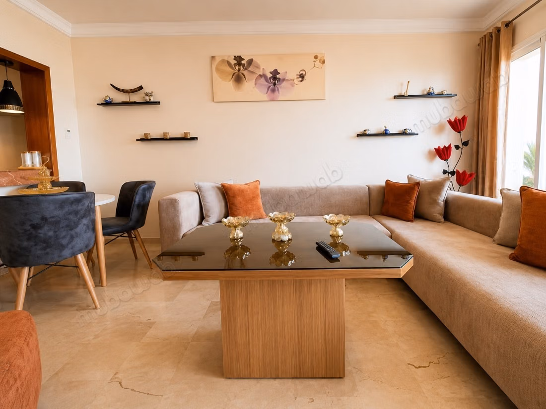 Appartements à louer à Secteur Touristique. Surface de 120 m². Places de stationnement et jardin