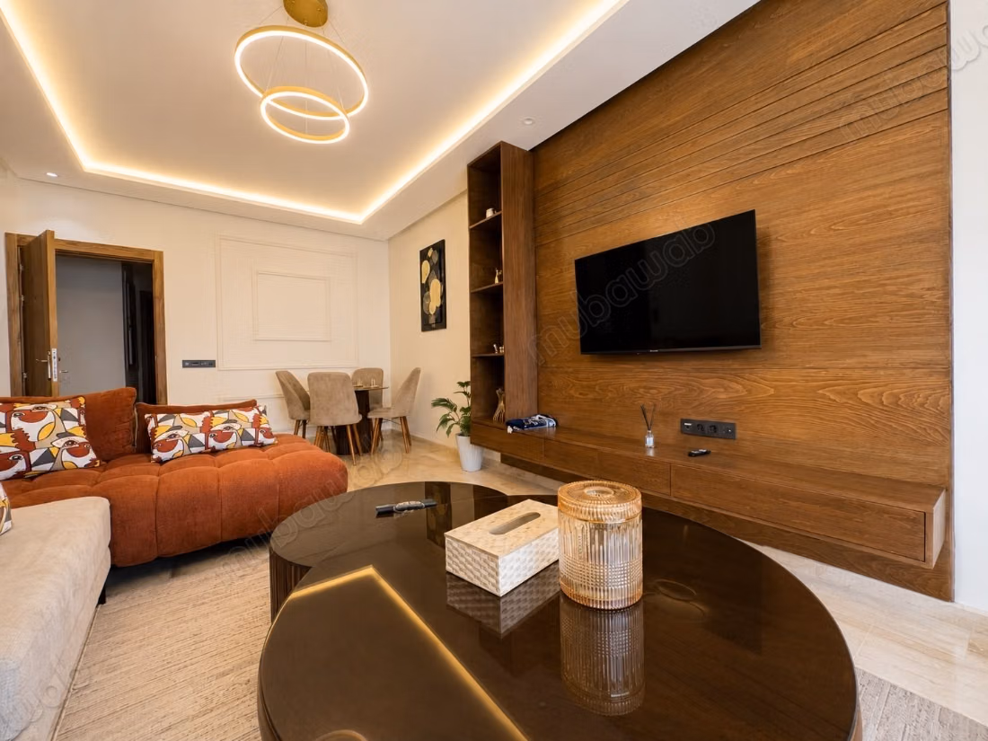 Affitto appartamento a Founti. 1 locale. Piscina e servizio di concierge