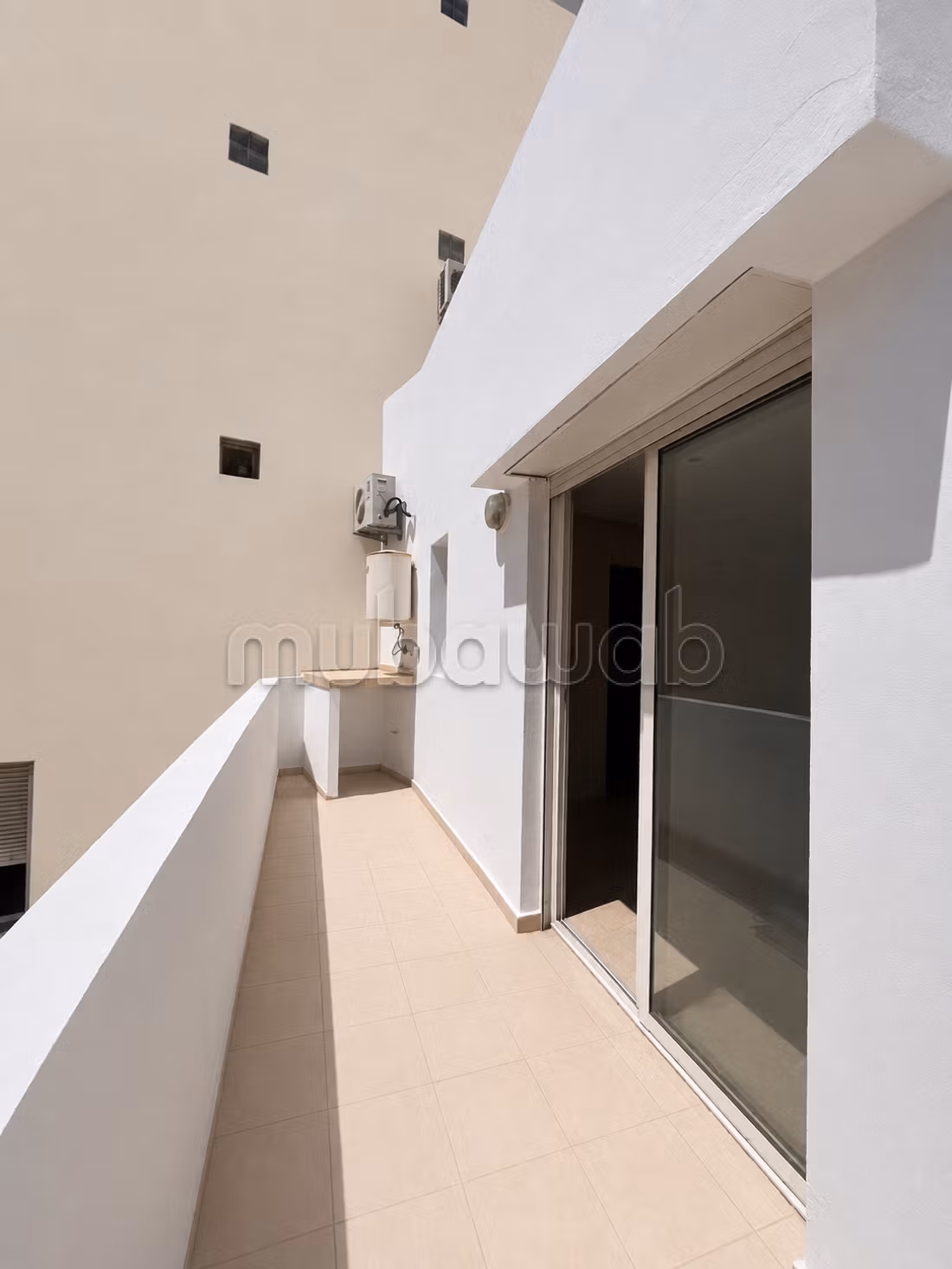 61 m² studio te koop in Mers Sultan