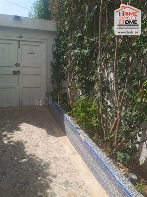 Piano Terra Mery Arredato in Affitto a Cartagine Amilcar