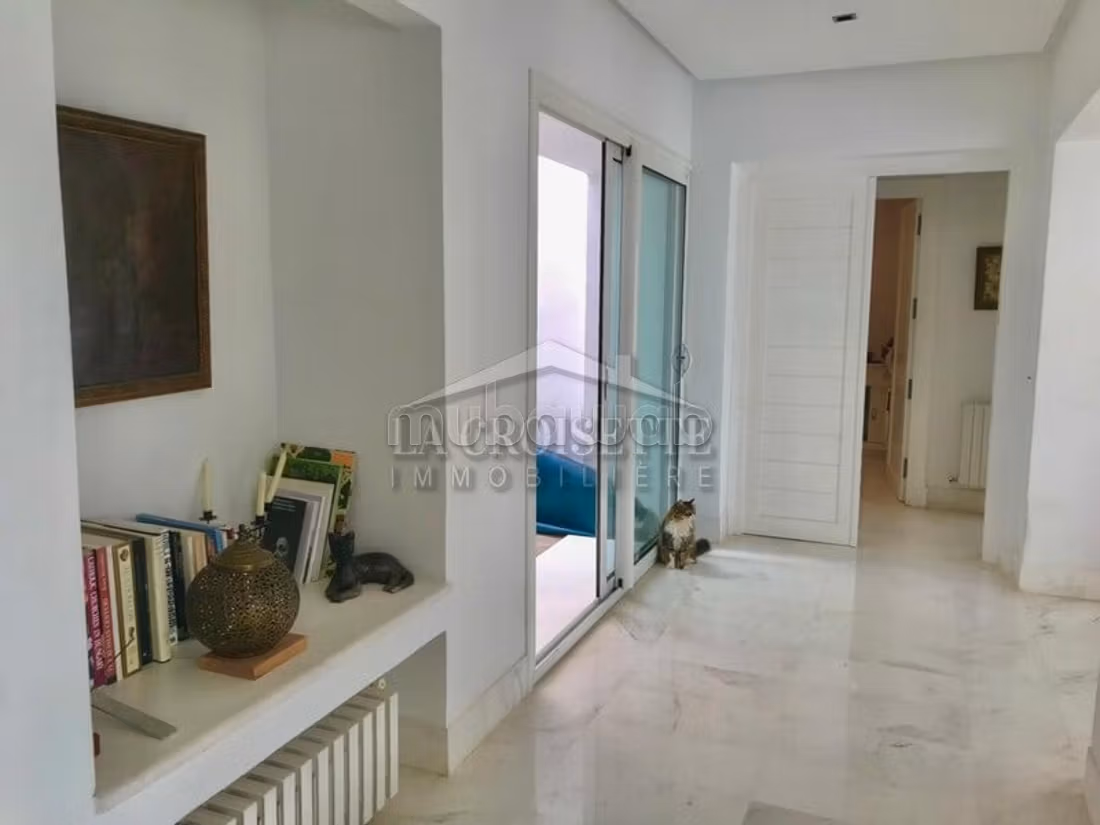 فيلا س3 تطل على البحر في المرسى