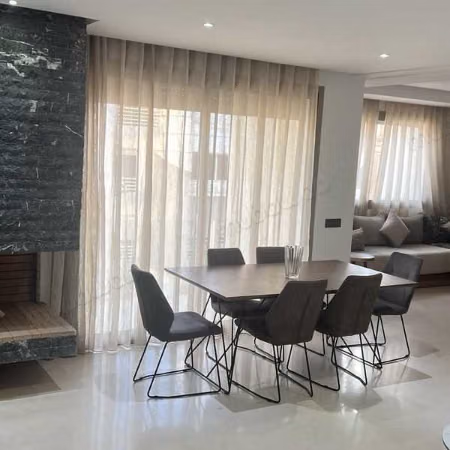 Appartement à Louer de 143.0 m² à Casablanca, Californie
