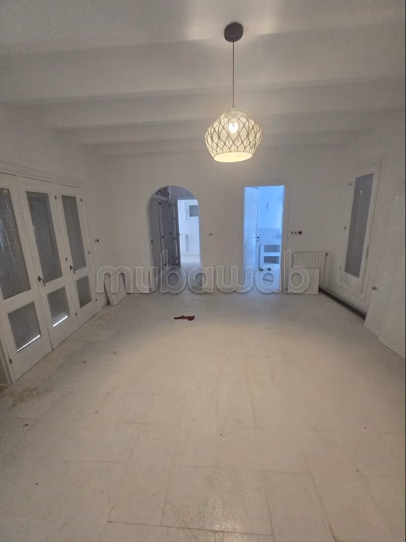 Contemporary style villa for rent in Gammarth