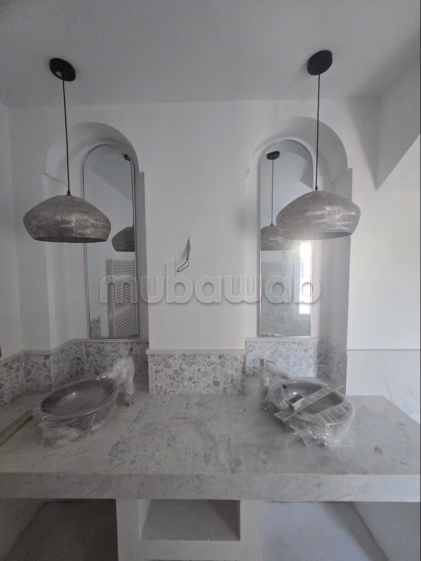 Contemporary style villa for rent in Gammarth