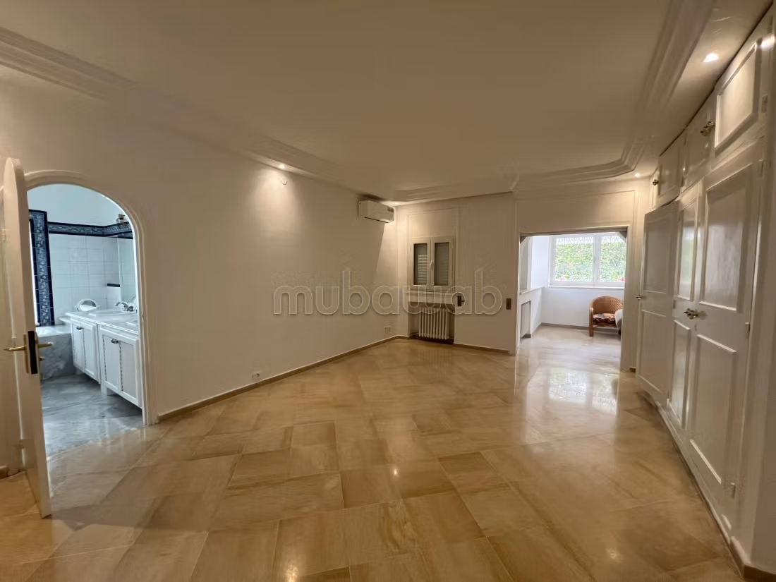 Villa con due Duplex, Marsa Ville