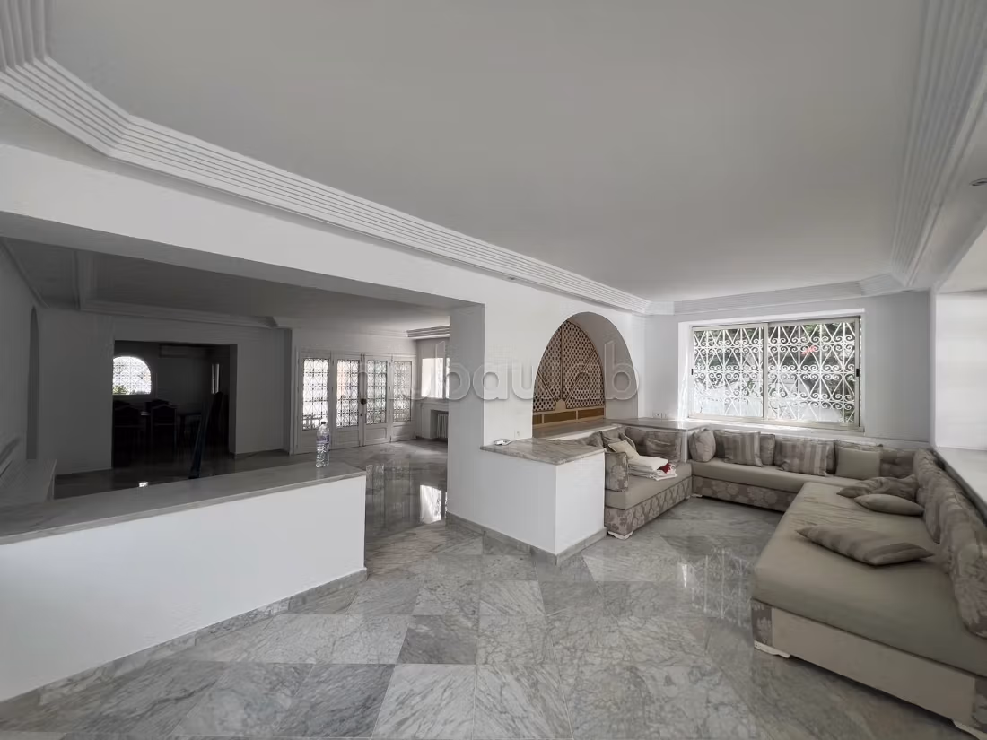 Villa con due Duplex, Marsa Ville