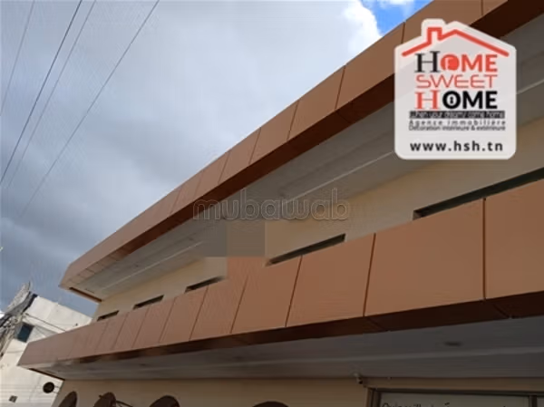 Commercial space Bernard for rent in La Soukra