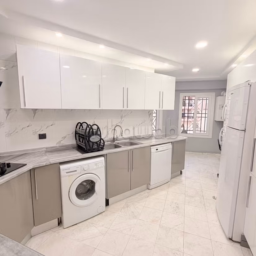 Magnificent family apartment