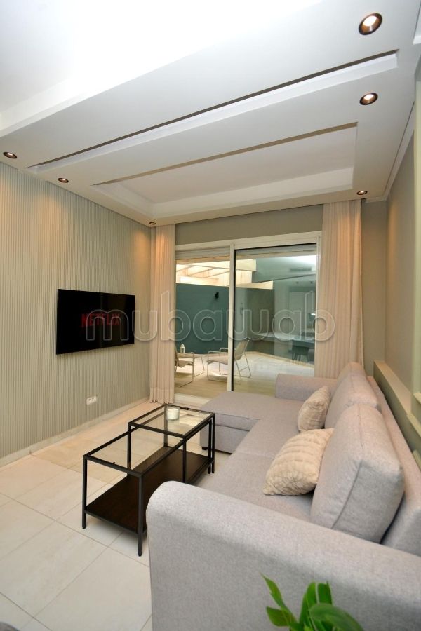 Appartementen te huur in Bourgogne Ouest. 2 Ruimtes. Volledig gemeubileerd