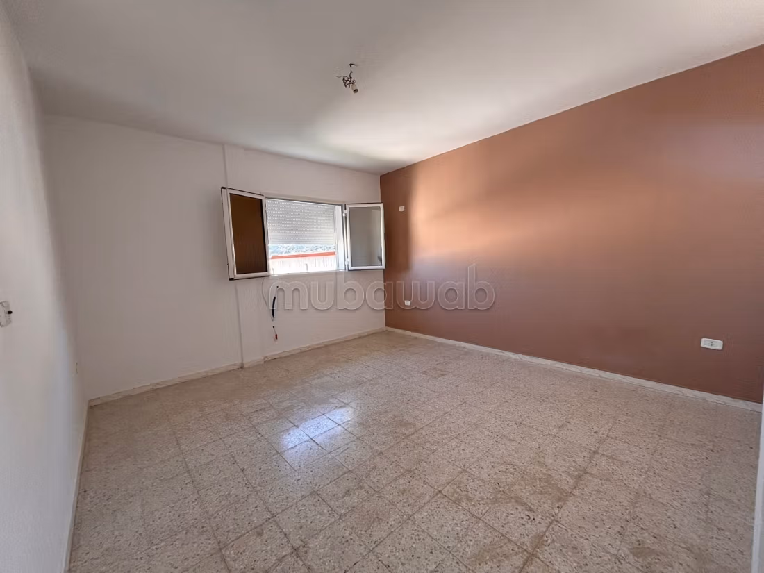 IN AFFITTO Piano di villa S2 a Boumhal