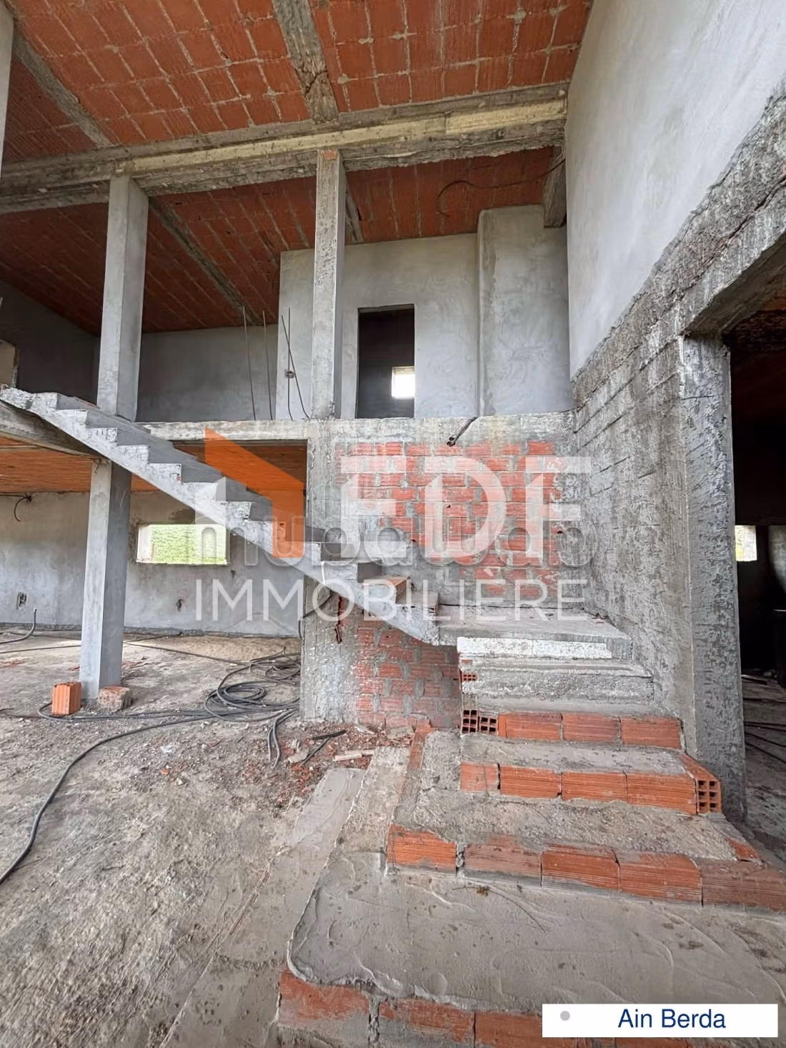 In Vendita Villa Incompleta a Ain Berda Bizerte