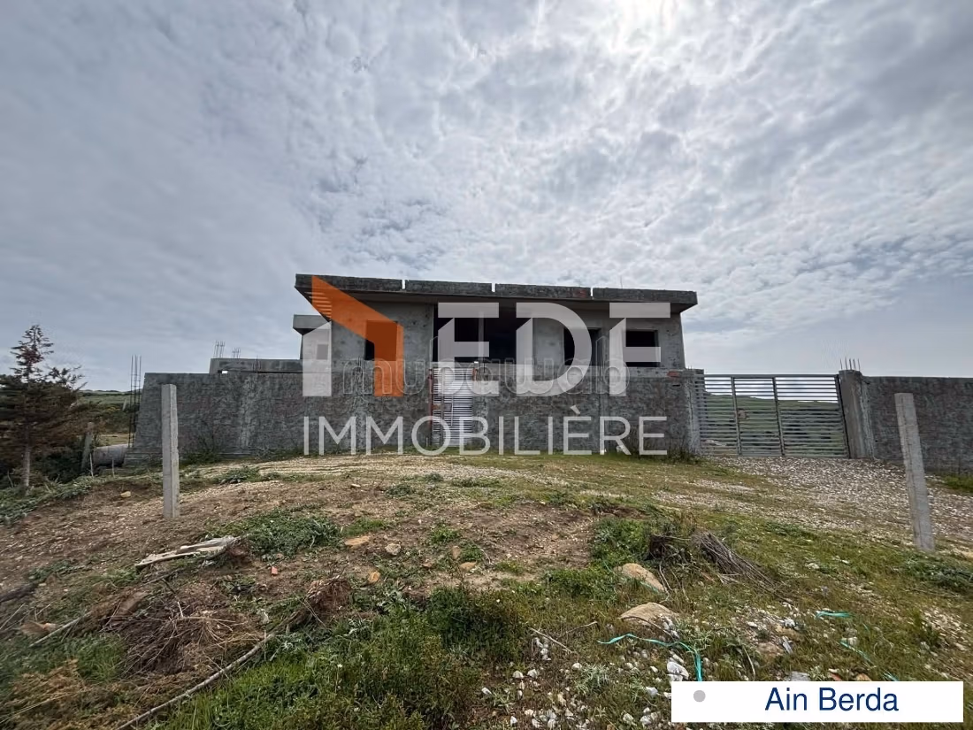 In Vendita Villa Incompleta a Ain Berda Bizerte