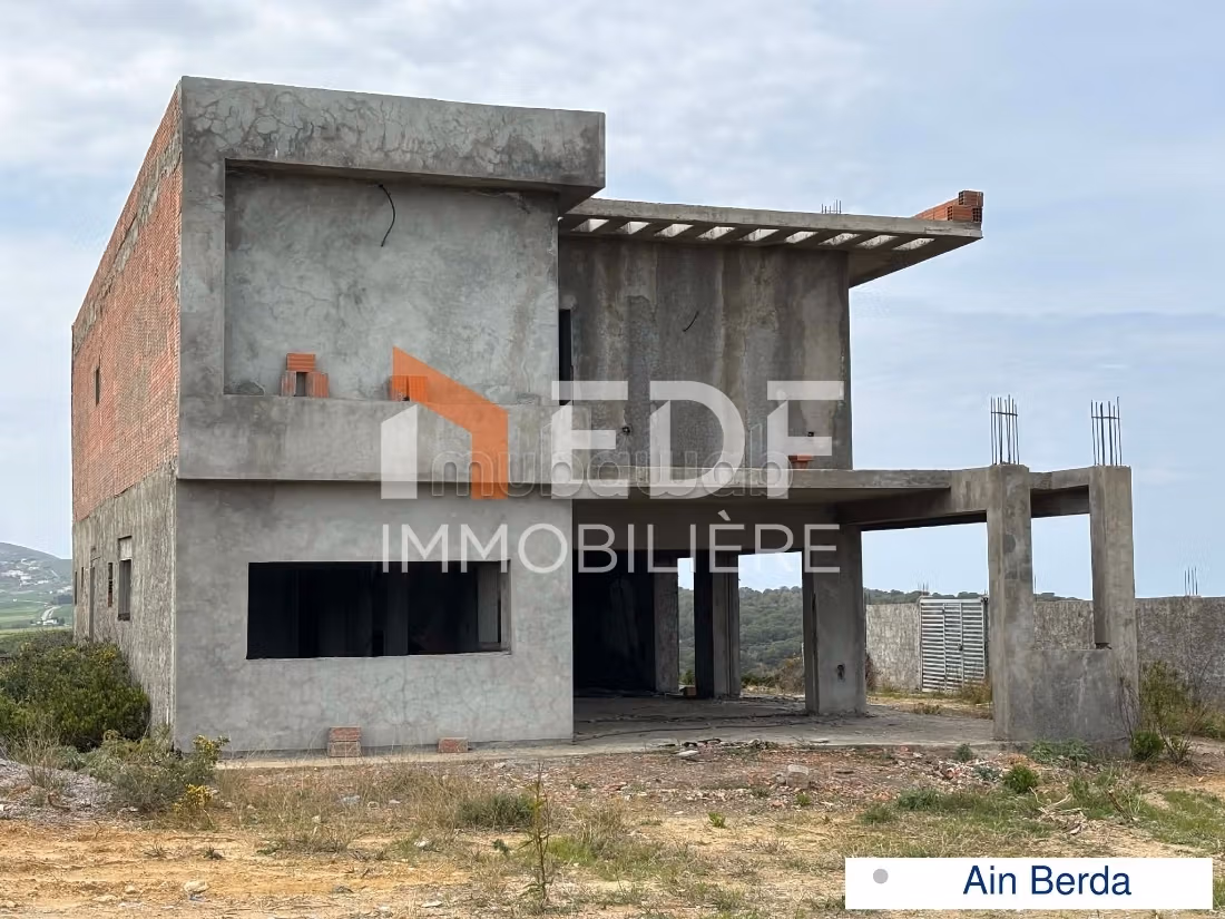 In Vendita Villa Incompleta a Ain Berda Bizerte