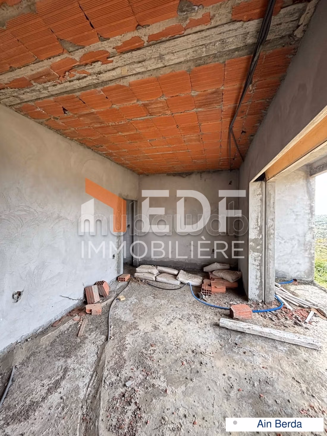 In Vendita Villa Incompleta a Ain Berda Bizerte