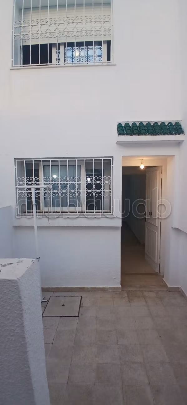 APARTMENT IN ENNASER 2 3min from california gym
