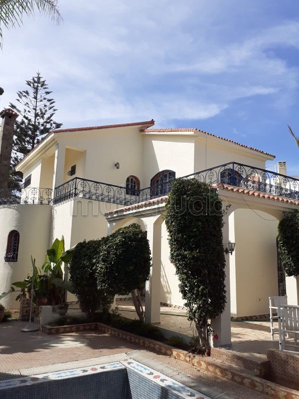 Villa à vendre à Mohammedia 574 m² Piscine Fort potentiel