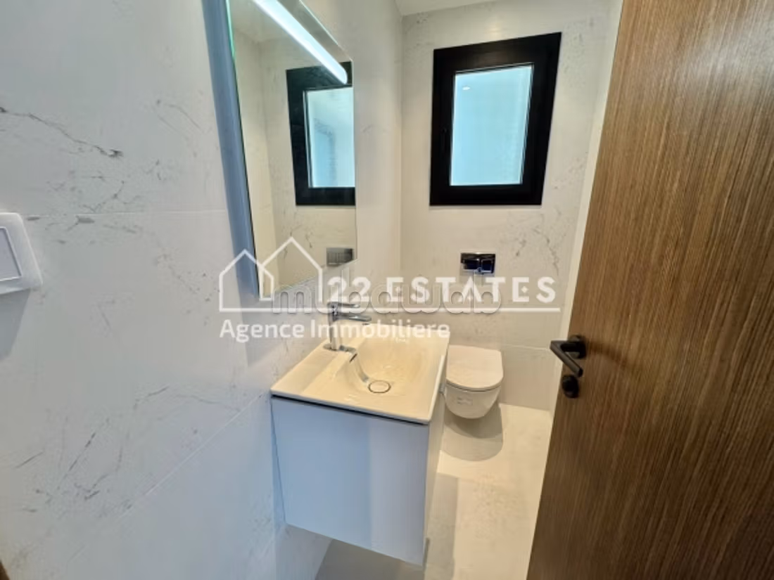 Appartamento S3 nuovo con vista mare a La Marsa