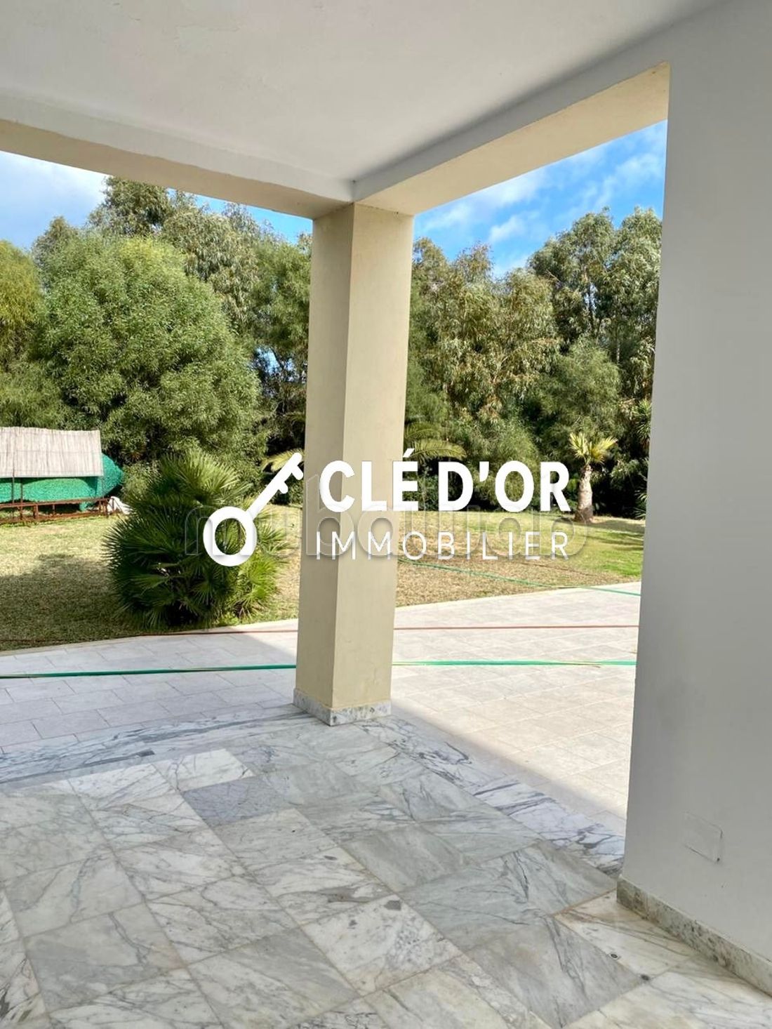 Villa S4 con piscina in affitto a Gammarth