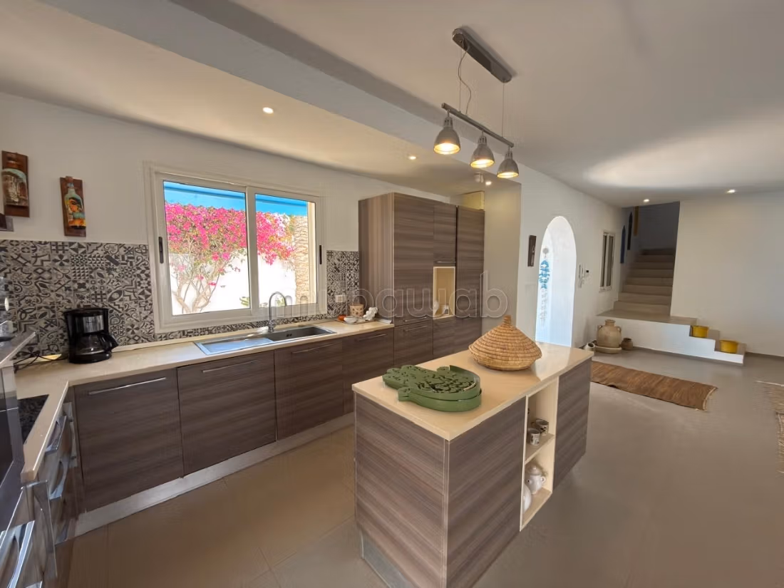 Villa Style Djerbien Contemporary with Pool