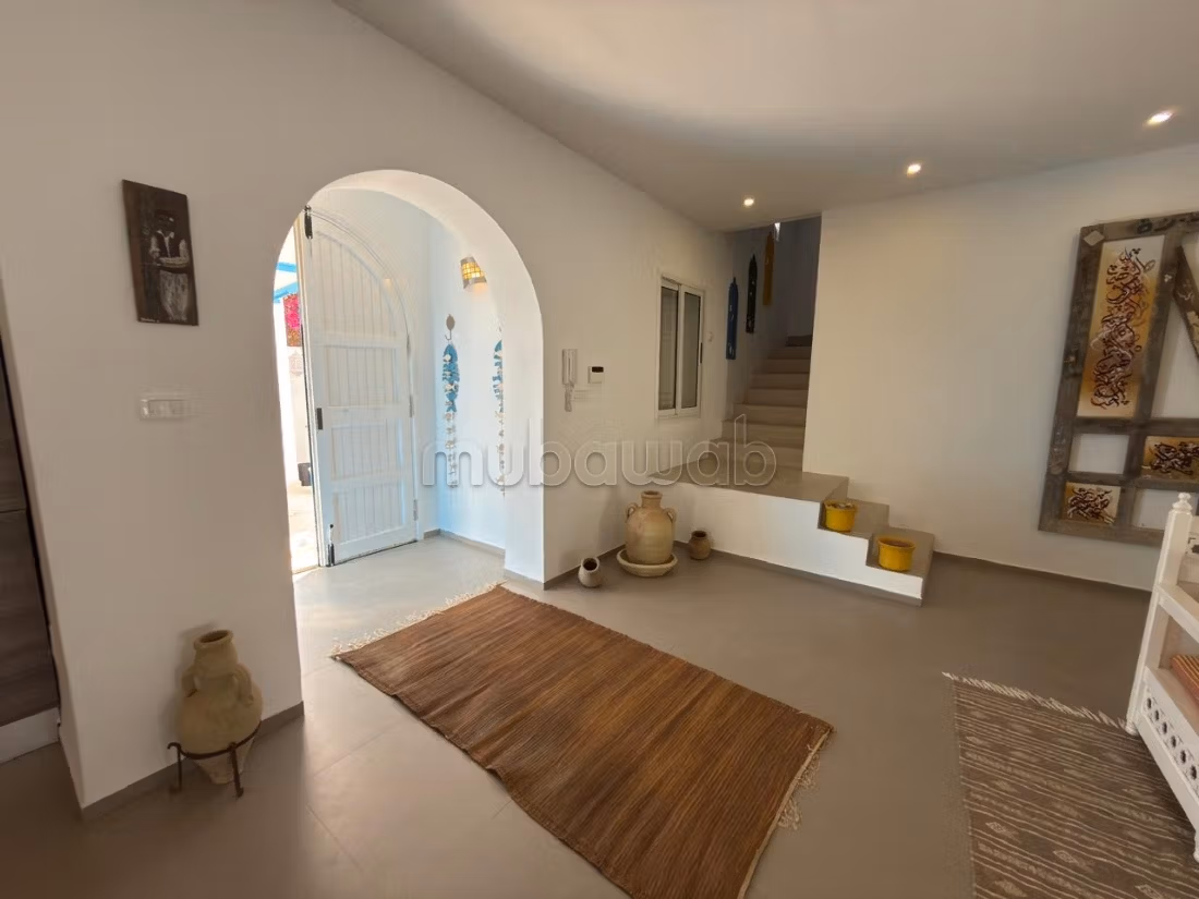 Villa Style Djerbien Contemporary with Pool