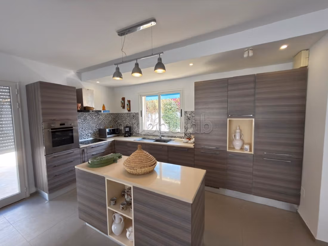 Villa Style Djerbien Contemporary with Pool