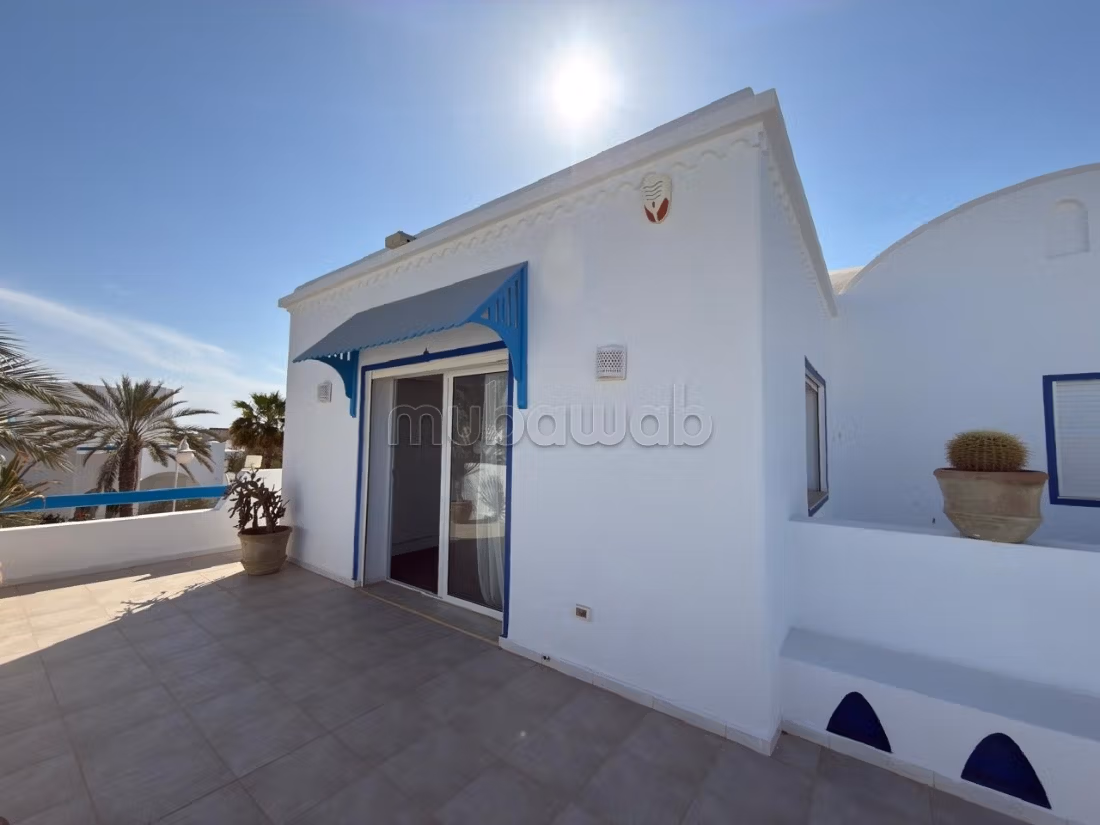 Villa Style Djerbien Contemporary with Pool