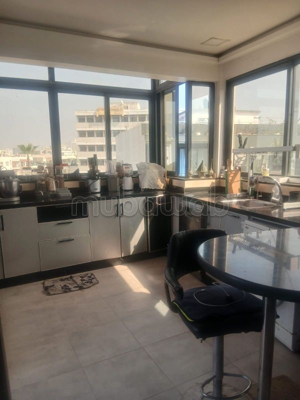 Appartamento in vendita a Palmier. 3 locali spaziosi. Terrazzo