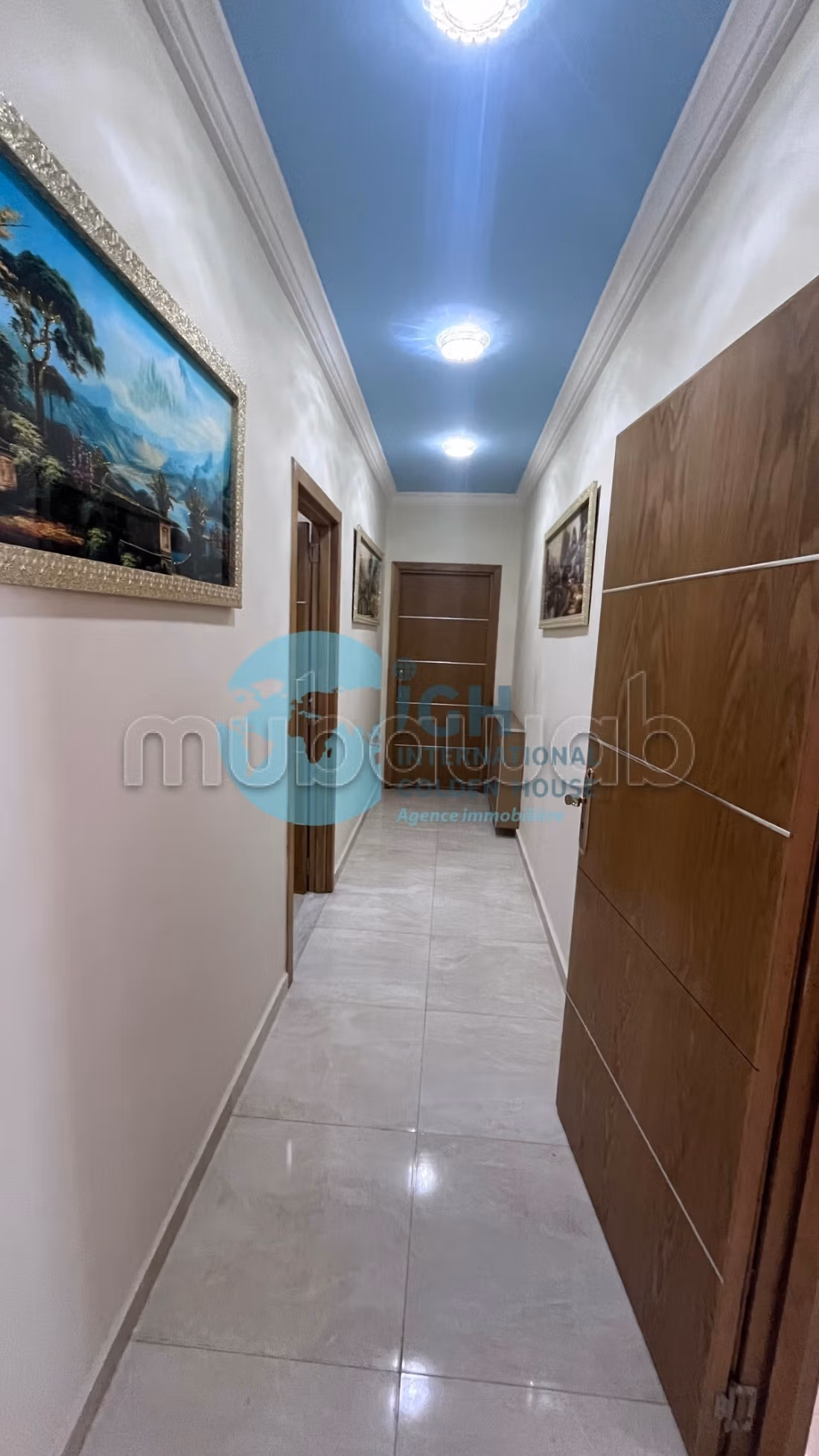 Splendid villa for sale. 3 beautiful rooms. Storage unit