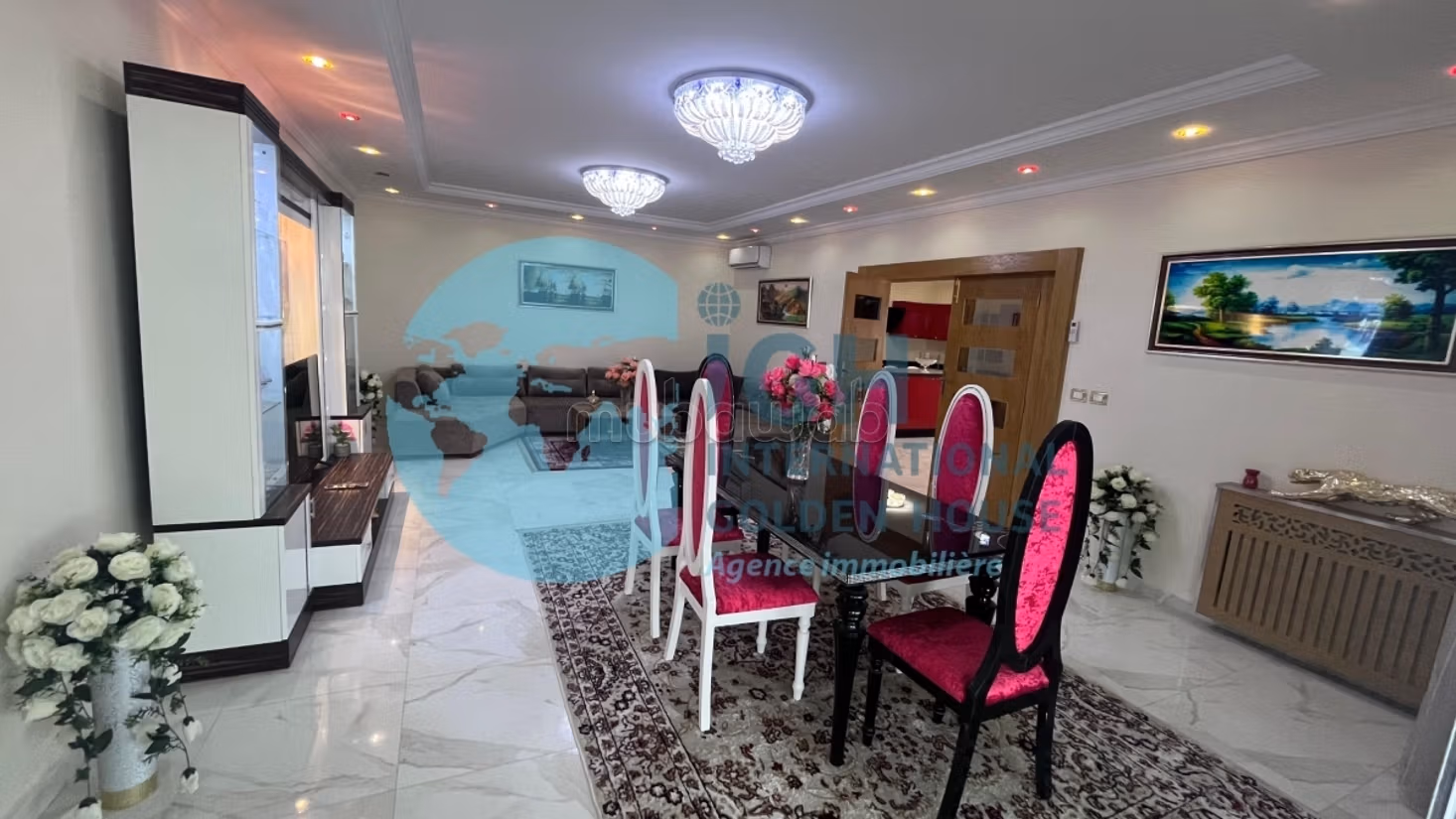 Splendid villa for sale. 3 beautiful rooms. Storage unit