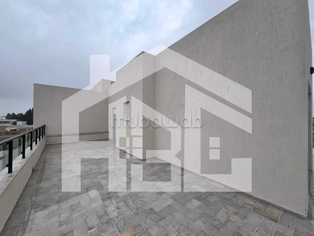For rent S2 of 80m with terrace of 100m in Chotrana 1