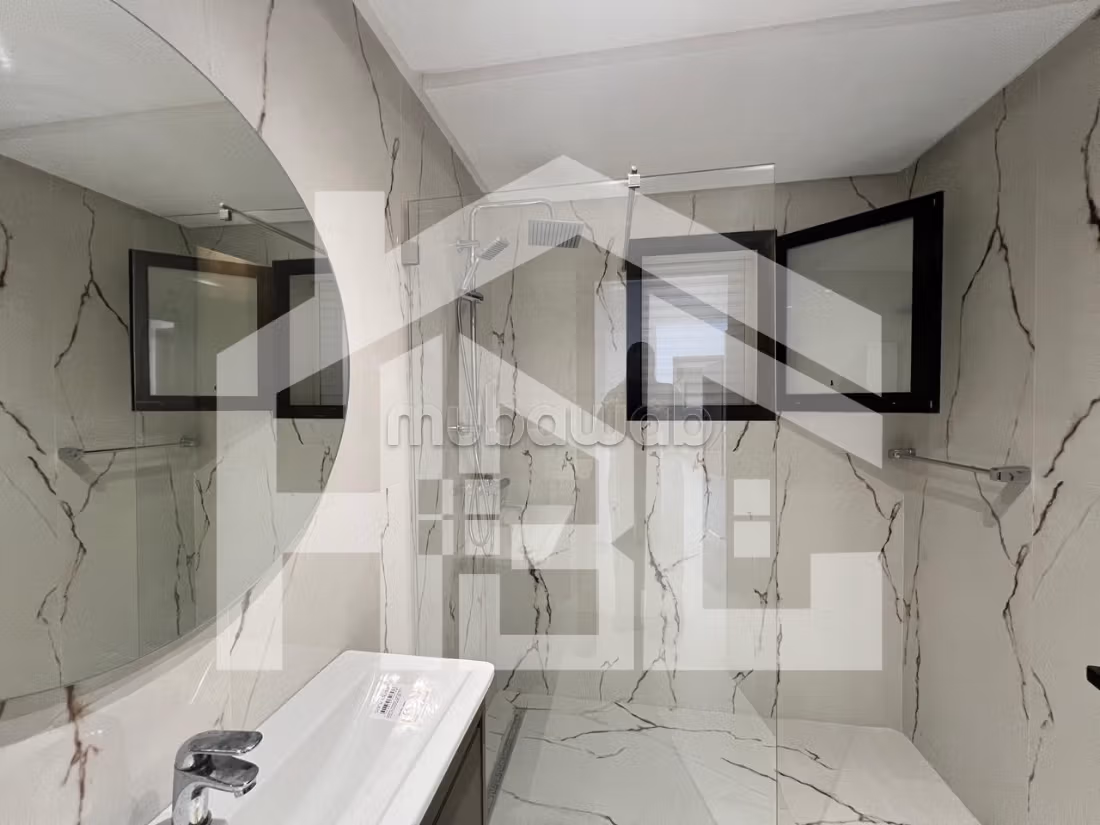 For rent S2 of 80m with terrace of 100m in Chotrana 1
