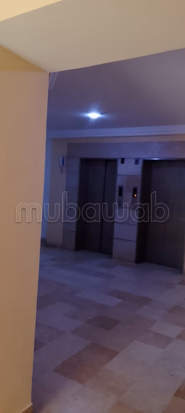 Appartement bien meublé à Tunis par jour
