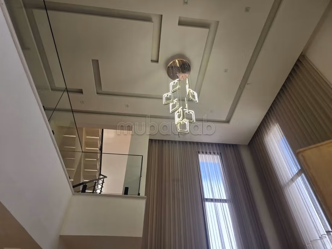À Vendre – Villa de Luxe à Rmila