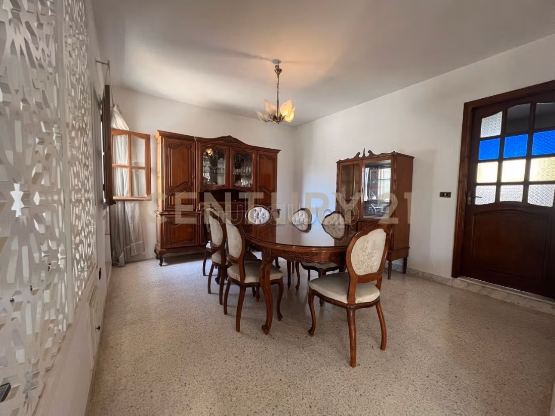 A vendre Villa s6 à ennasr 1