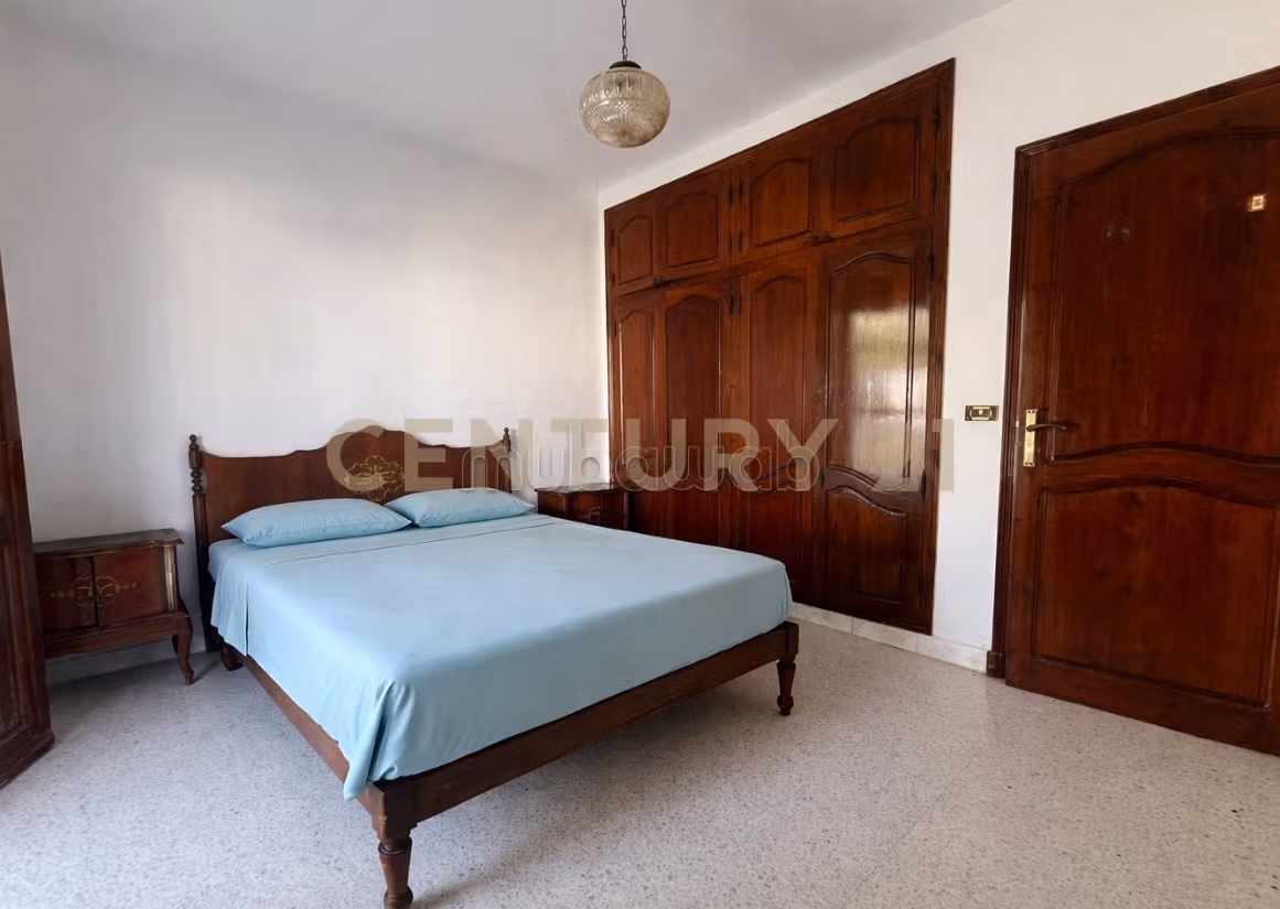 A vendre Villa s6 à ennasr 1
