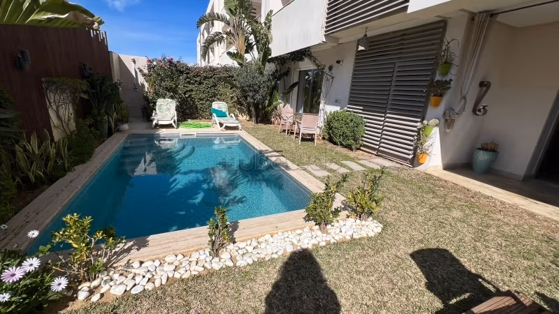 S2 مع بركة سباحة في غمارت