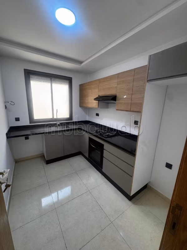 Appartamento vuoto a Sidi Maarouf