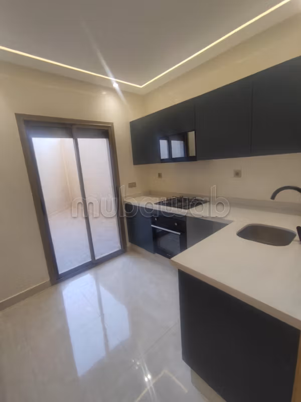 Appartamento vuoto a Sidi Maarouf