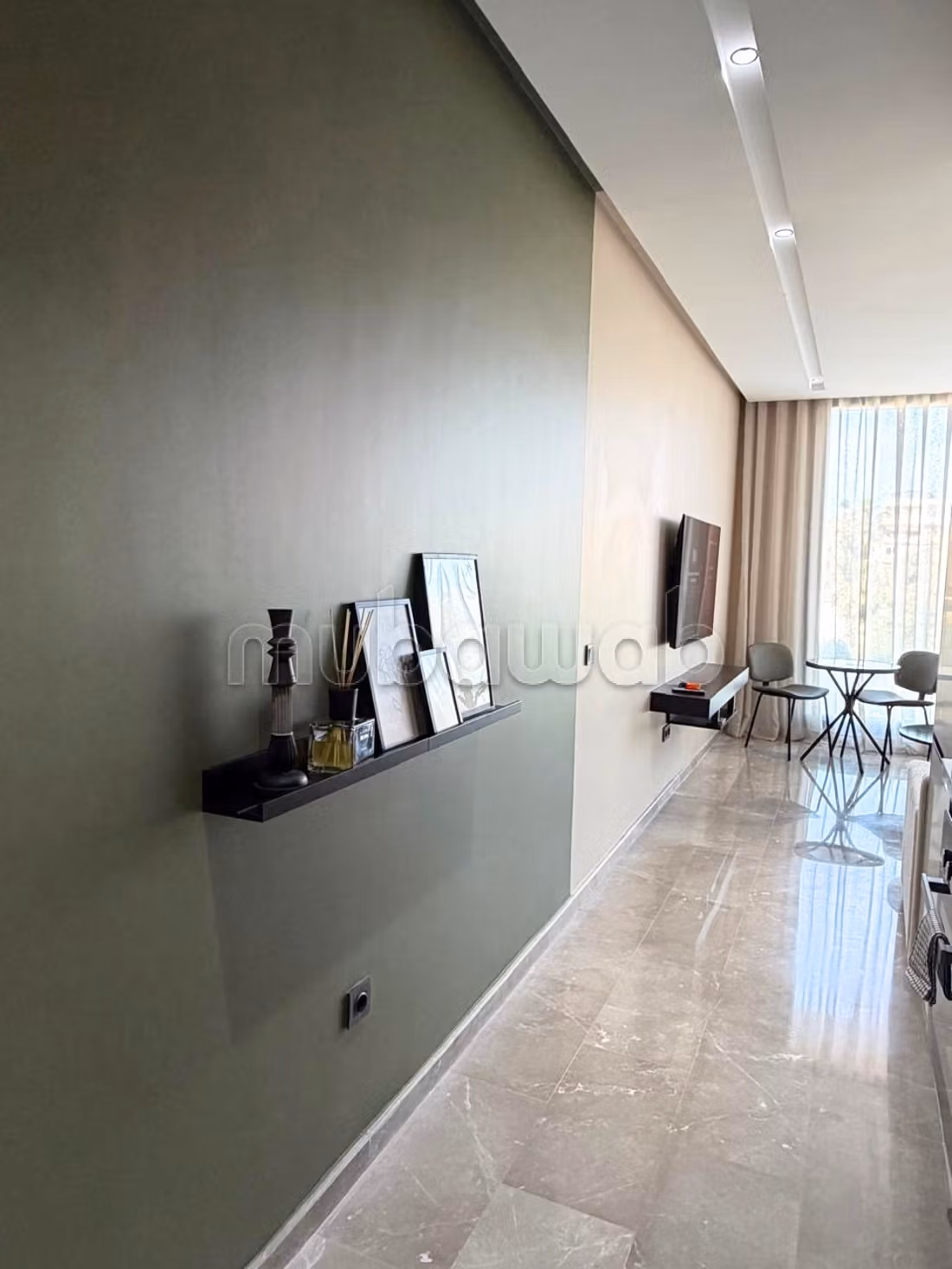 Nove moderno - senza affacci - terrazza