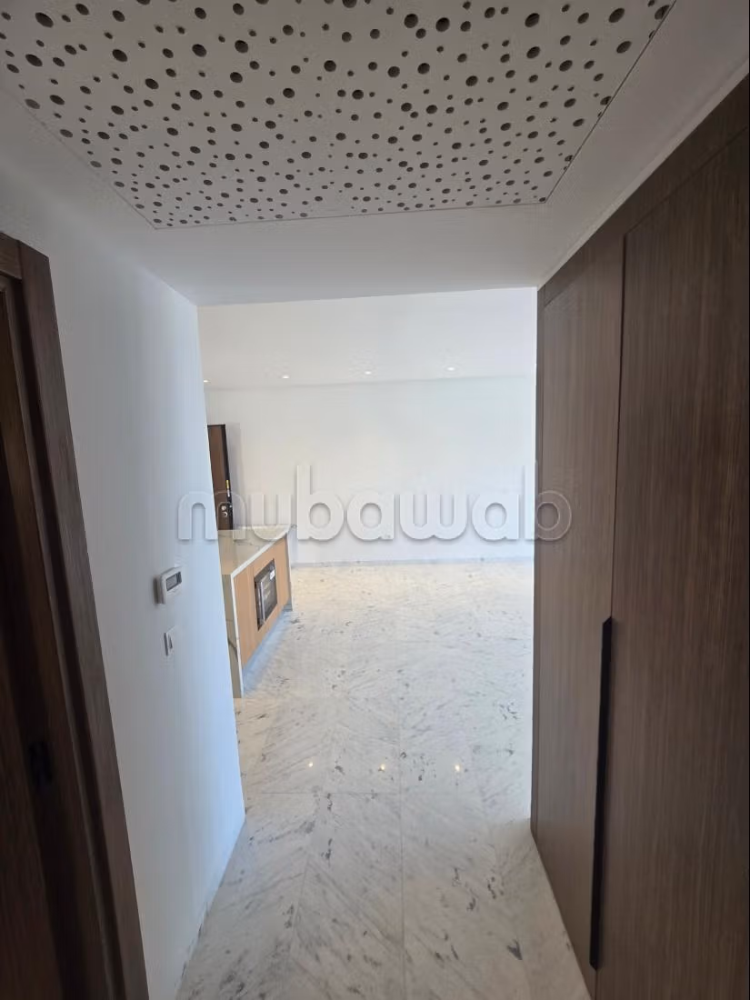 Appartamento con vista mare in affitto