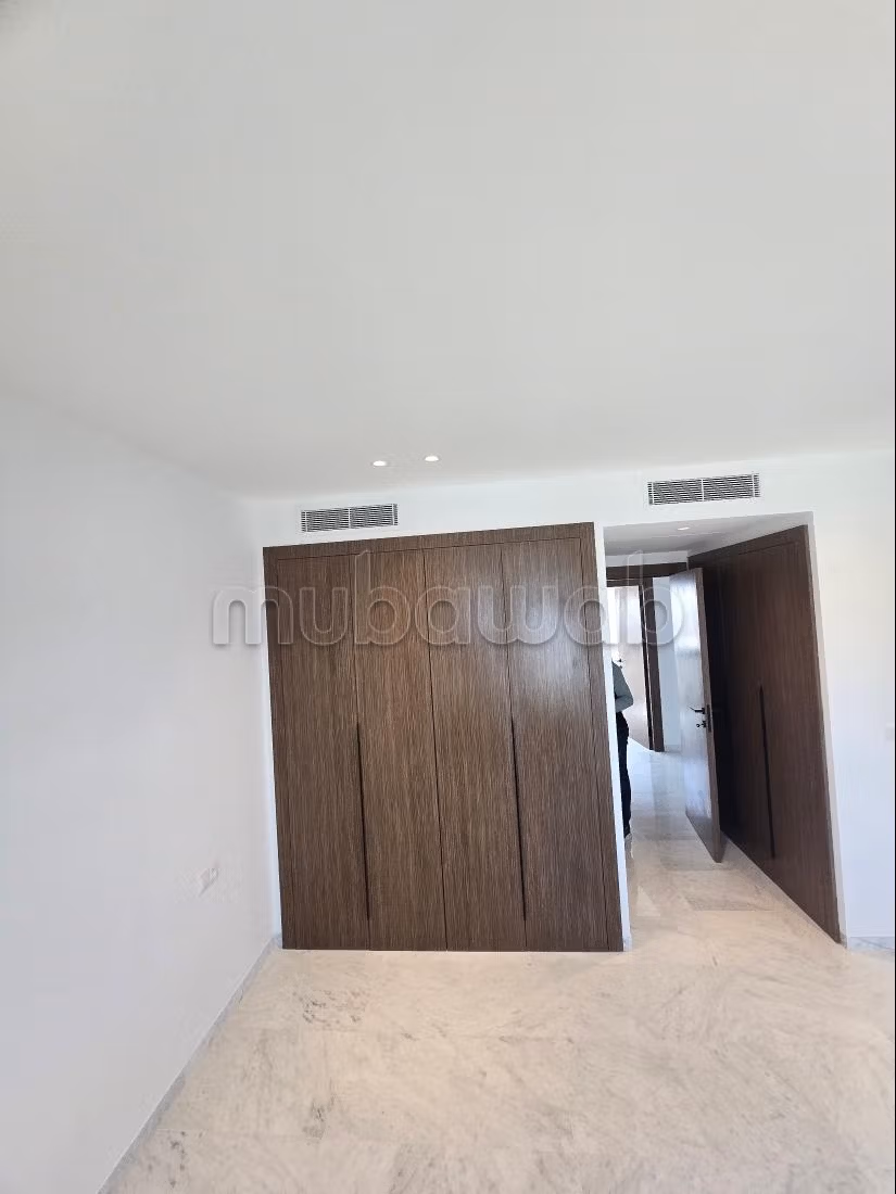 Appartamento con vista mare in affitto