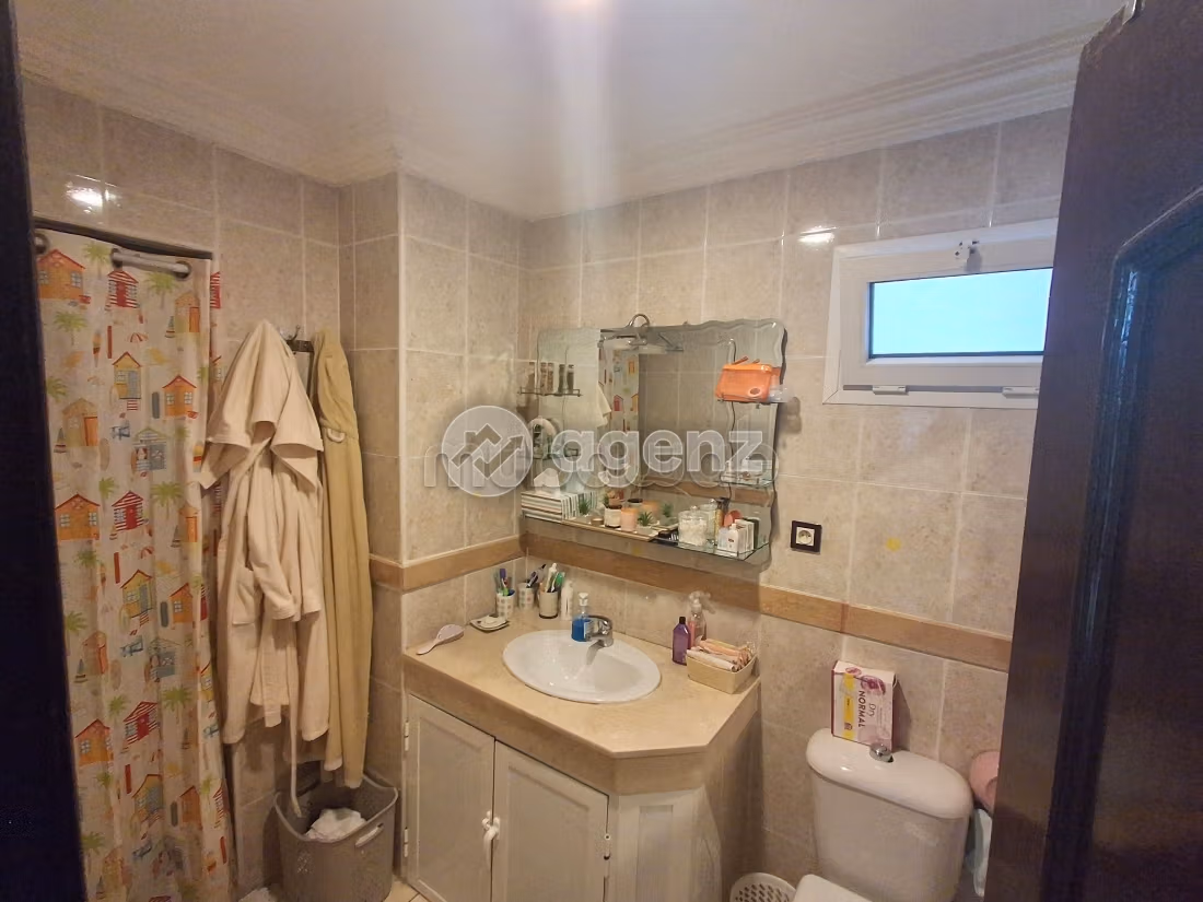 Appartement à vendre 106 m², 2 chambres Bir Chifa Tanger