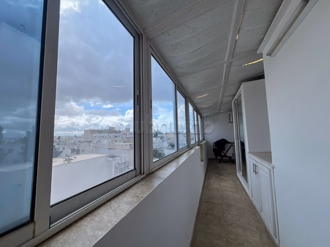 A Vendre appartement en s2 Le Bardo