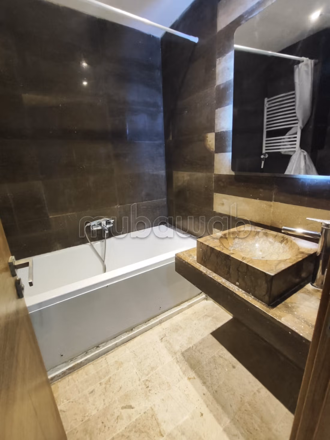 A vendre un s2 de 110m2 à la soukra